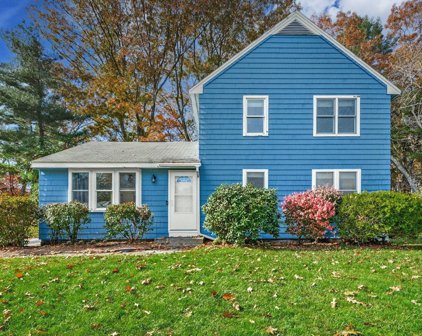 51 Shady Lane Ave, Northborough