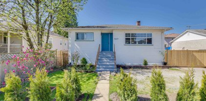7429 Canada Way, Burnaby