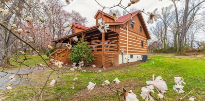 800 S 15th St, Purcellville