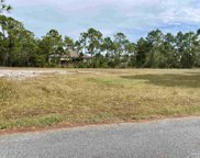 1722 Smugglers Cove Dr, Gulf Breeze image