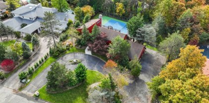 28 Vanderbilt Dr, Livingston Twp.