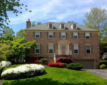 8824 Harness Trl, Potomac