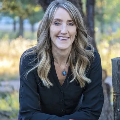 Nicole Van Den Bosch, Realtor, Realty Executives Arizona Territory