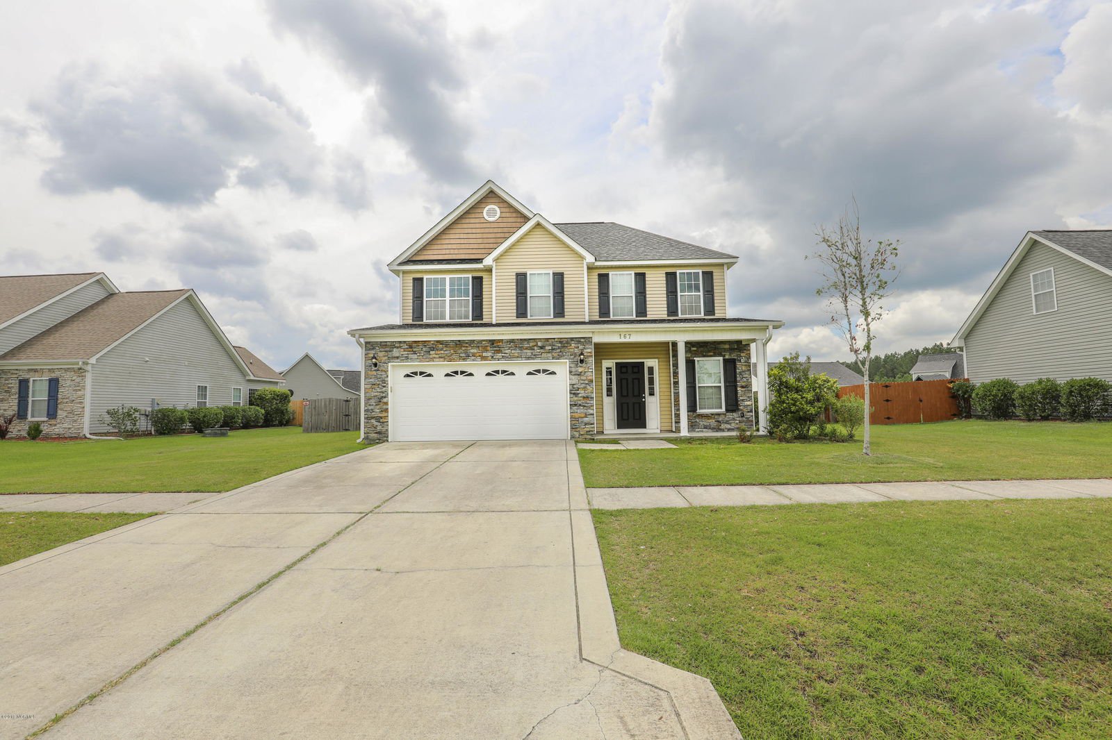 167 Moonstone Court, Jacksonville NC 28546 The Whalen Team