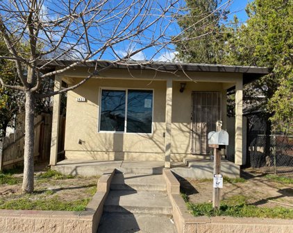 3421 Sierra Street, Riverbank