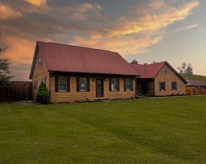 1012 Whitetop Road, Chilhowie