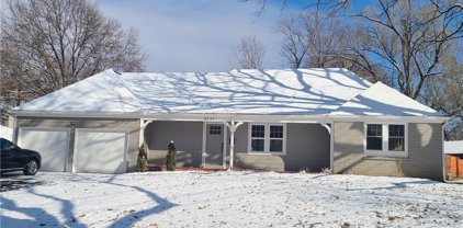 8225 Lamar Avenue, Prairie Village