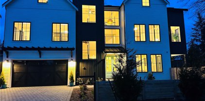 8410 NE 146th Street, Kenmore