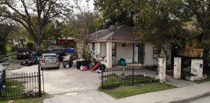 822 Potomac, San Antonio