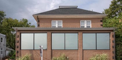 212 S Front St, Lemoyne