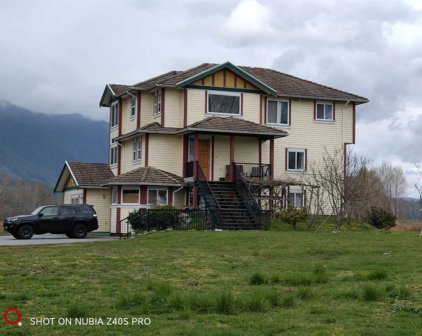325 Laurier Avenue, Port Coquitlam