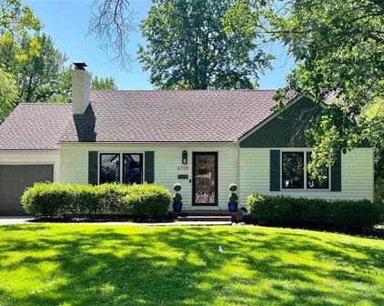 6724 Granada Lane, Prairie Village