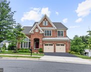 8503 Wedderburn Station   Drive, Vienna image