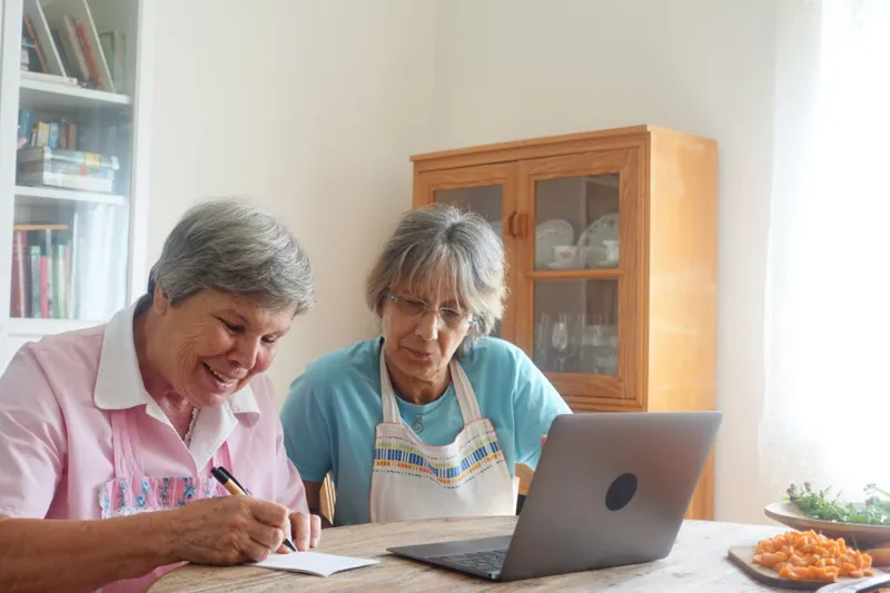 How to Sell a Home in a Retirement Community