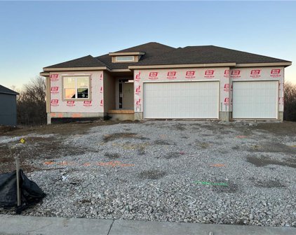 2026 SW Red Barn Lane SW, Lee's Summit