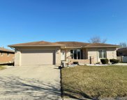 43404 Vinsetta, Sterling Heights image