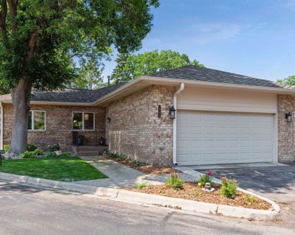 7720 Pondwood Drive, Edina