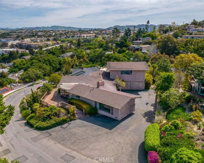 1590 Hillcrest Drive, Arroyo Grande