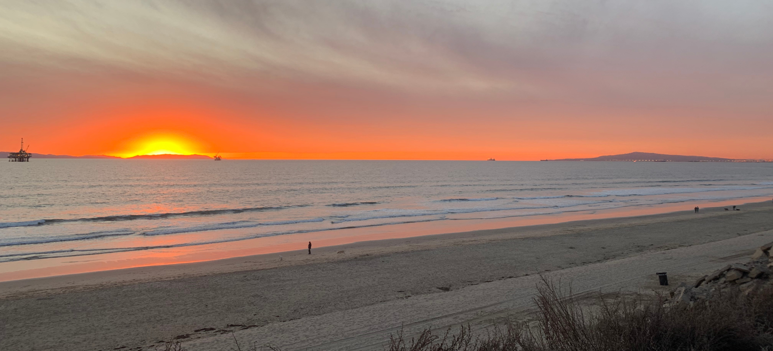 Huntington Beach condos and townhomes for sale