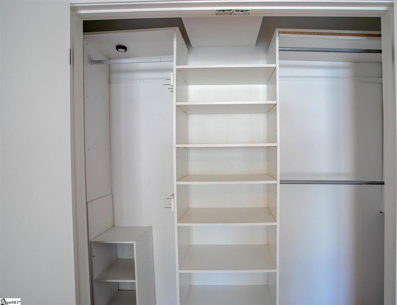 MLS 1451713 Riverbend Condos 925 Cleveland Street Unit Unit 269