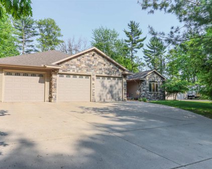 2221 Carriage Court, Wisconsin Rapids