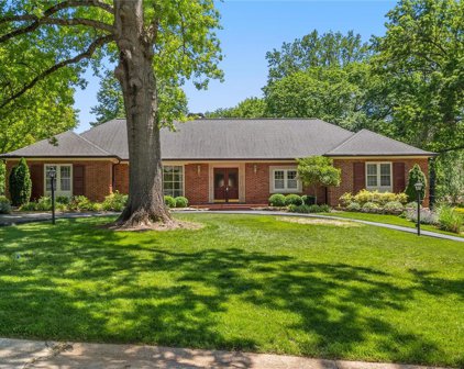 9014 Fernald  Drive, St Louis