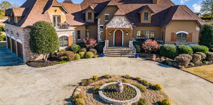 1034 Canter  Court, Mooresville