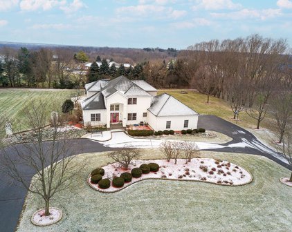 9311 Ridgeview Road, Belvidere