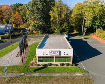 1838 Riverdale St, West Springfield