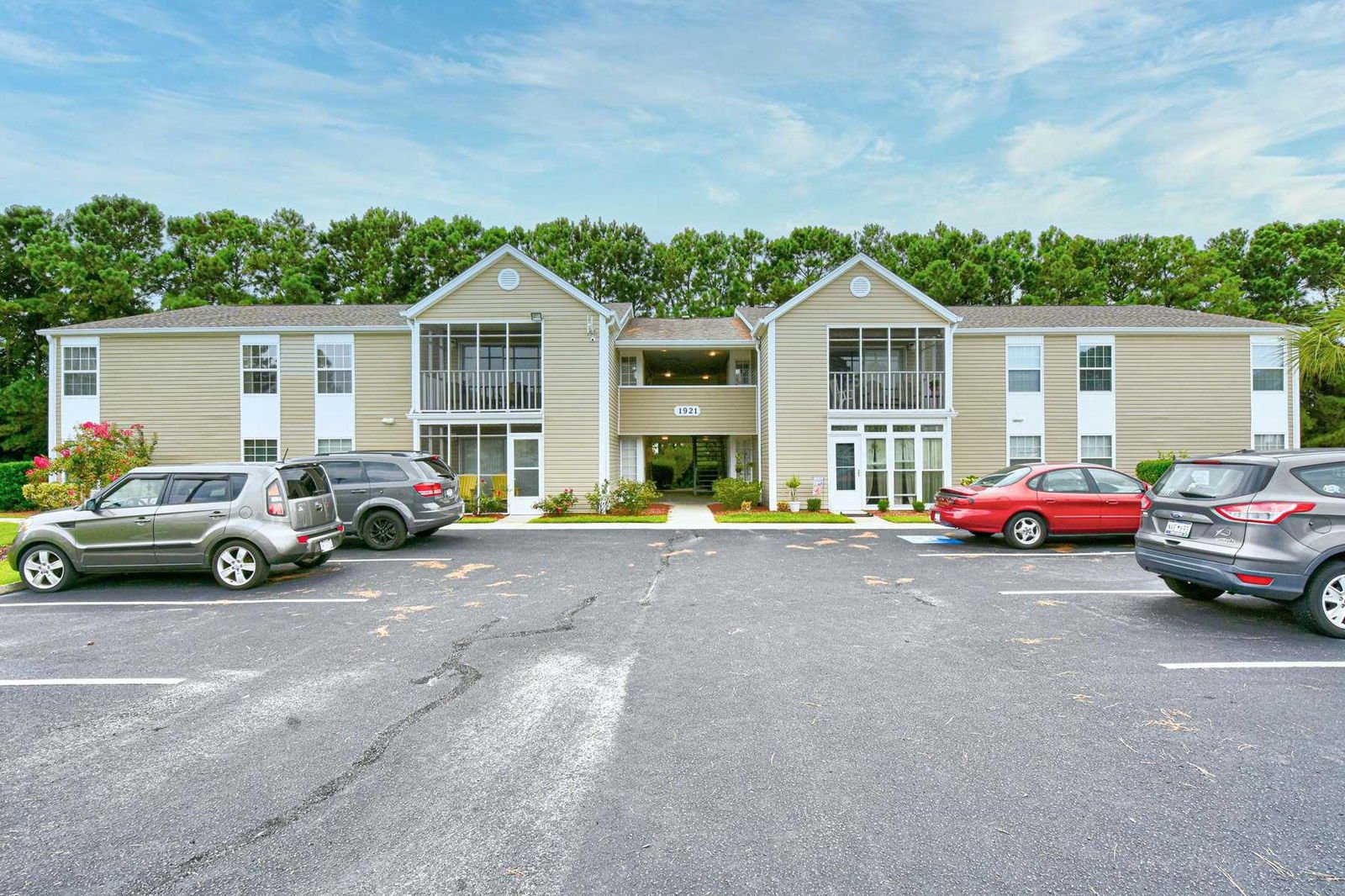 MLS 2218704 Hampton Greens at Deerfield 1921 Bent Grass Dr. Unit E