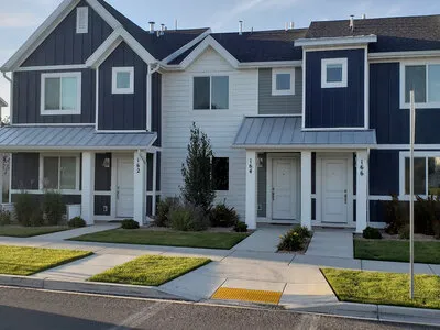 Legacy Farms townhomes for sale in Saratoga Springs