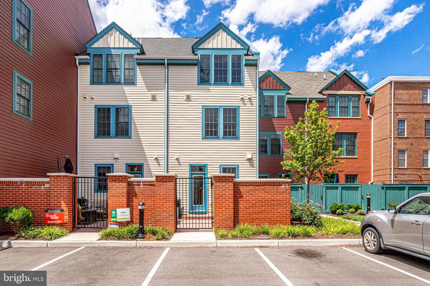 920 Slaters Lane, Alexandria, 22314