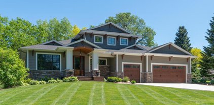 110 Gleahaven Road, Wayzata