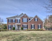 34 Wyckoff Dr, Union Twp. image