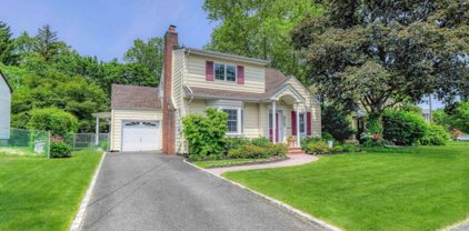 30 Munsee Dr, Cranford Twp.
