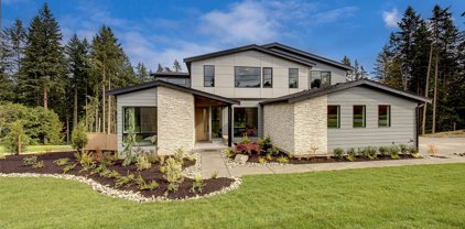 2717 220th Place SW, Brier