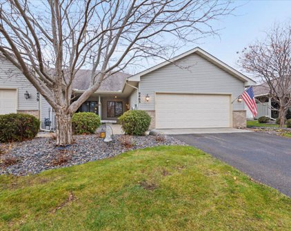 9463 Winslow Chase, Maple Grove