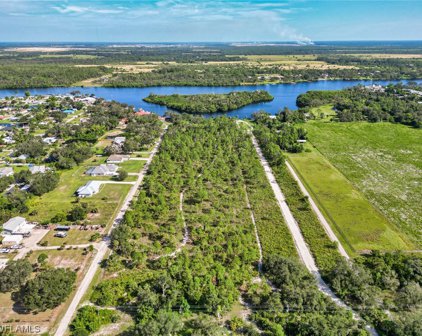 2330 Lazy River Lane, Fort Myers