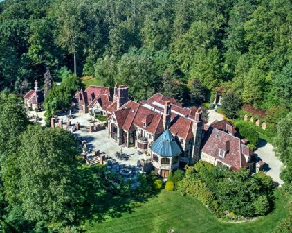 770 Pottersville Rd, Chester Twp.