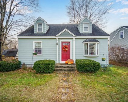 20 Spence Street, Chicopee
