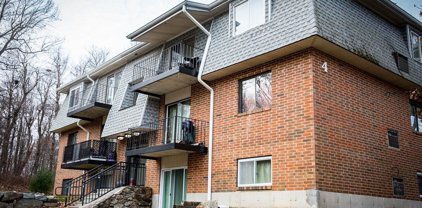 176 Maple Ave Unit 4-23, Rutland
