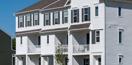 3232 Parade Street, Mechanicsburg