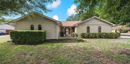 621 Pinewood  Lane, Hewitt