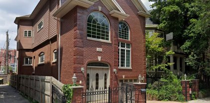 928 W Cullom Avenue, Chicago