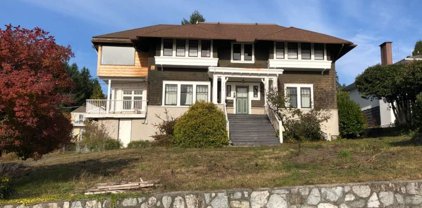 404 Somerset Street, North Vancouver