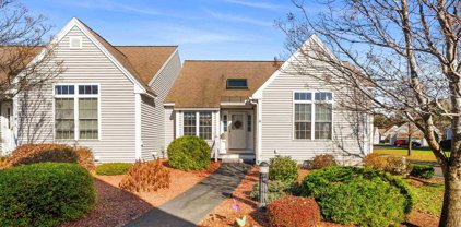 16 Pullman Drive, Hollis