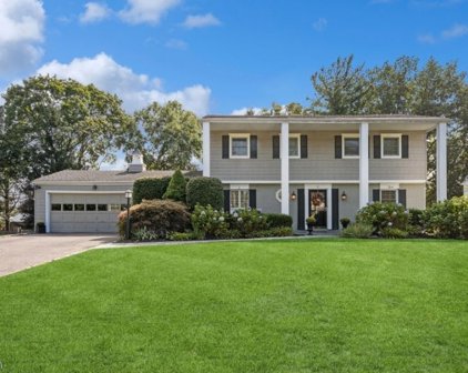 52 Woodmont Rd, Montclair Twp.