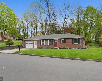 403 N Duke St, Hummelstown