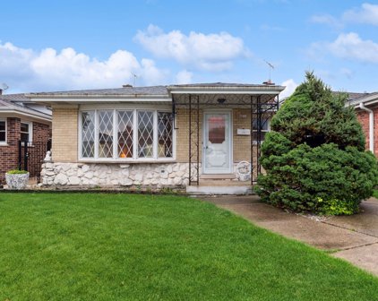 4631 N Maria Court, Chicago