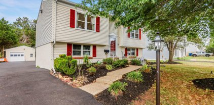 9706 Lomond Dr, Manassas
